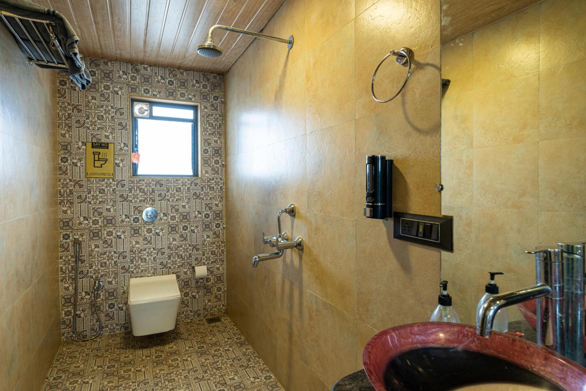 The Hosteller Kasol, Riverside Camera foto
